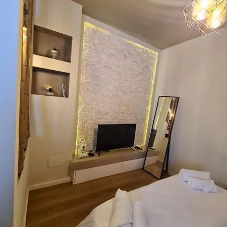 Siera Golem (Tirana)